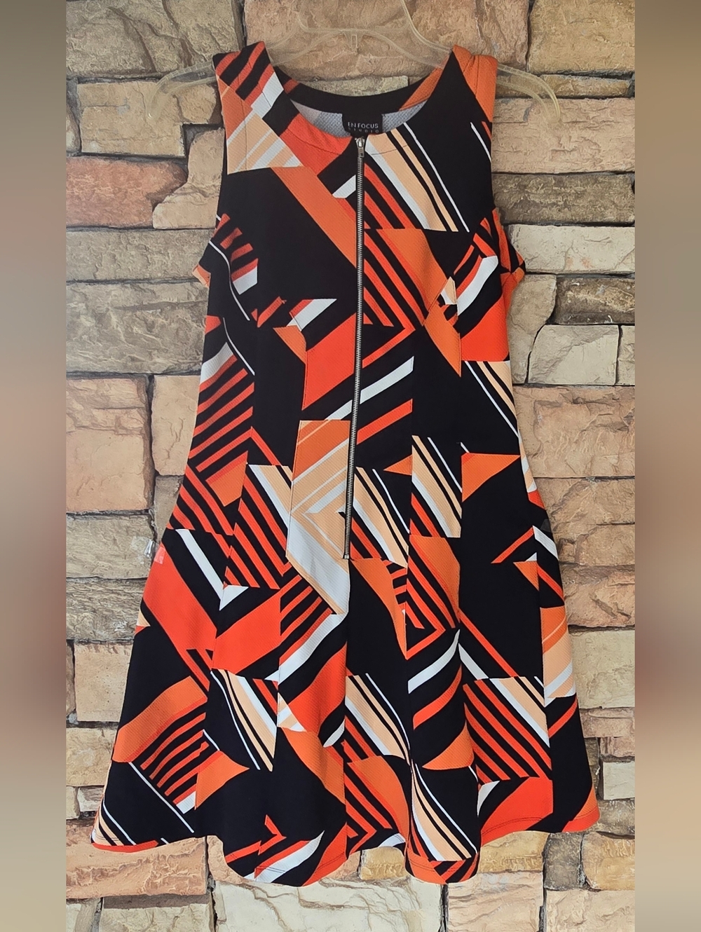 En Focus Studio Geometric Print Mini Dress Size 8 Y2K Retro Mod Zip Front Bold